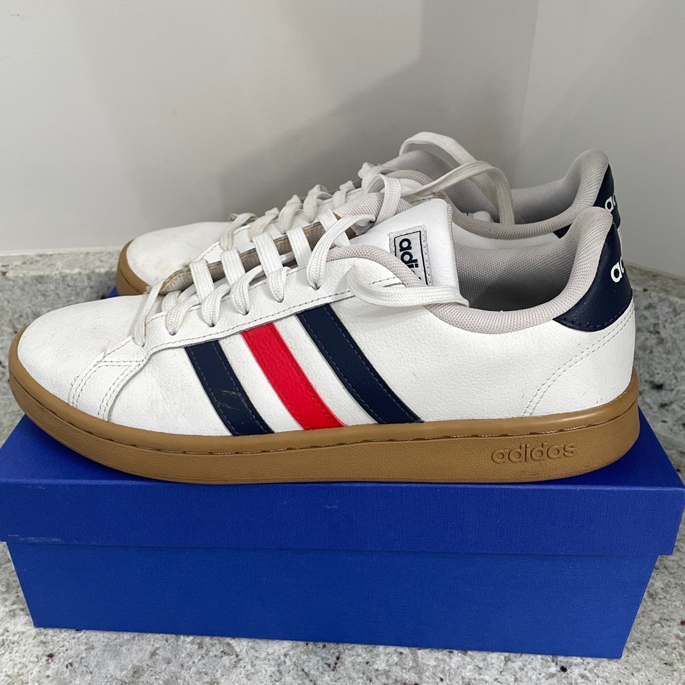 Adidas men’s Grand Court Tennis Sneakers